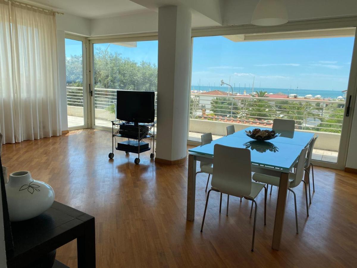Hotel Joseph Marina di Pietrasanta Exteriör bild