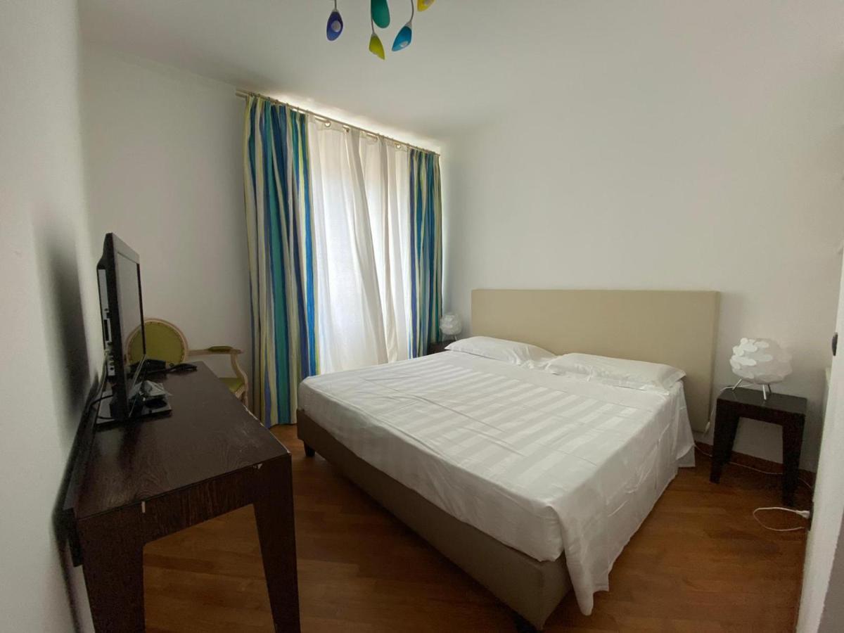 Hotel Joseph Marina di Pietrasanta Exteriör bild