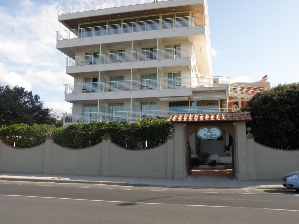 Hotel Joseph Marina di Pietrasanta Exteriör bild