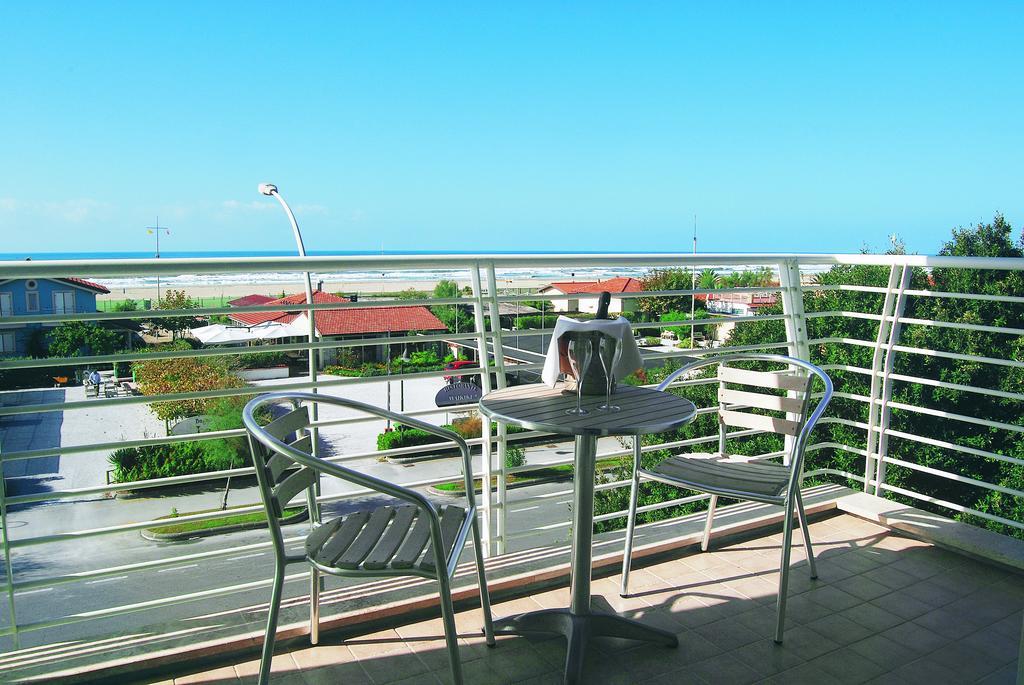 Hotel Joseph Marina di Pietrasanta Exteriör bild