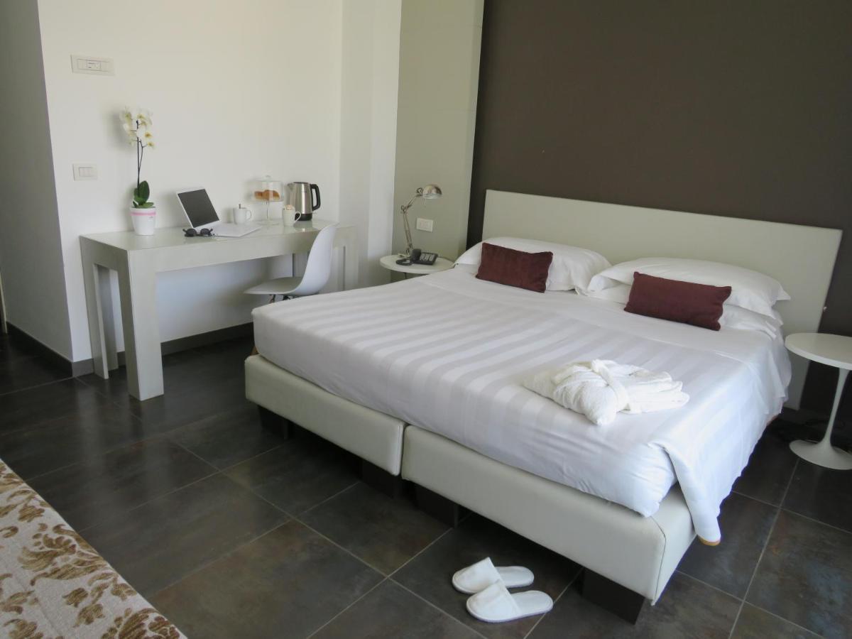 Hotel Joseph Marina di Pietrasanta Exteriör bild